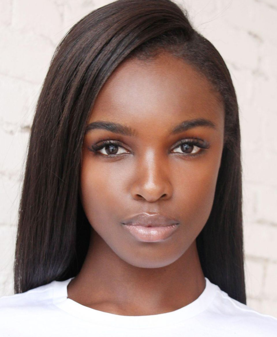 Leomie headshot