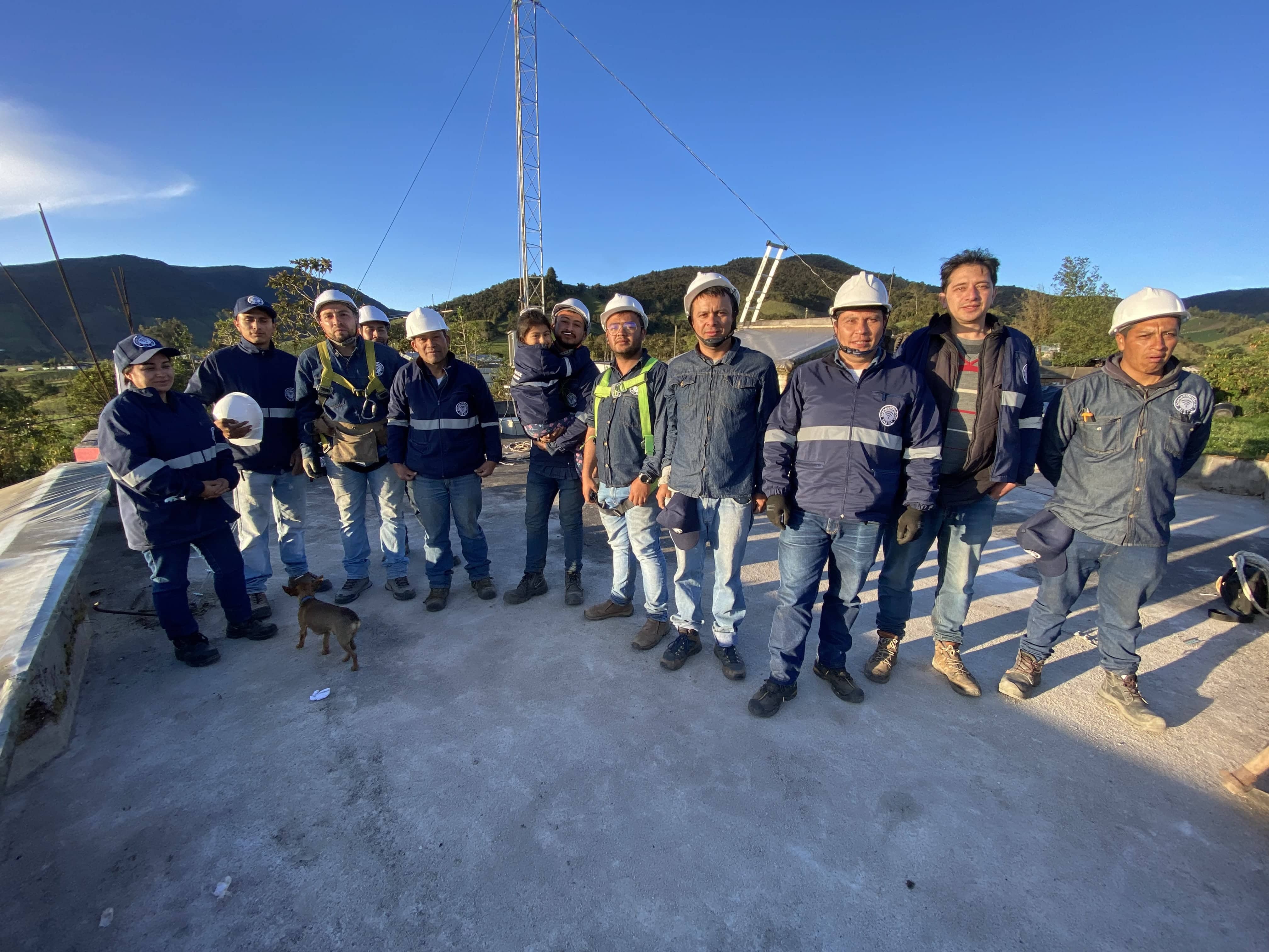 The Conectándote team