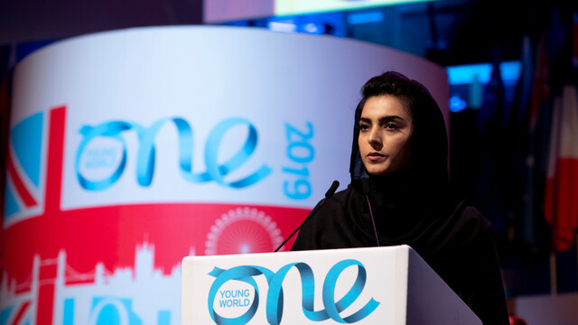 Breshna Musazai speaking at One Young World Summit