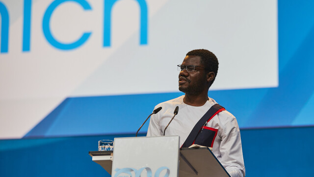 Mohammed Foboi speaking at One Young World Summit
