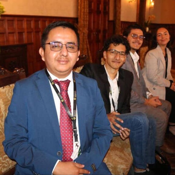 Group photo of Youth Award Ecuador Delegation