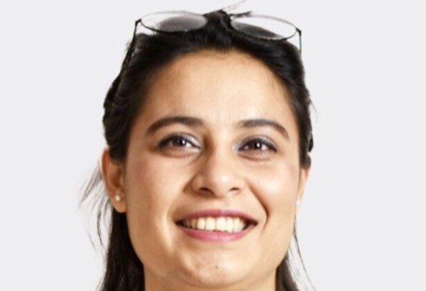 Gurleen Kaur headshot photo