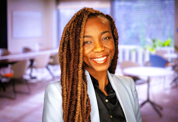 Vivian Ojo headshot