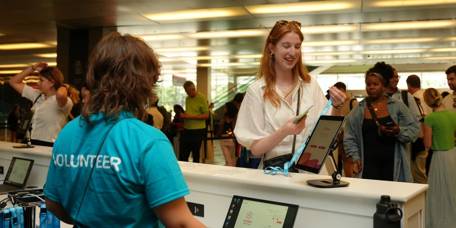 Volunteers in Montreal 