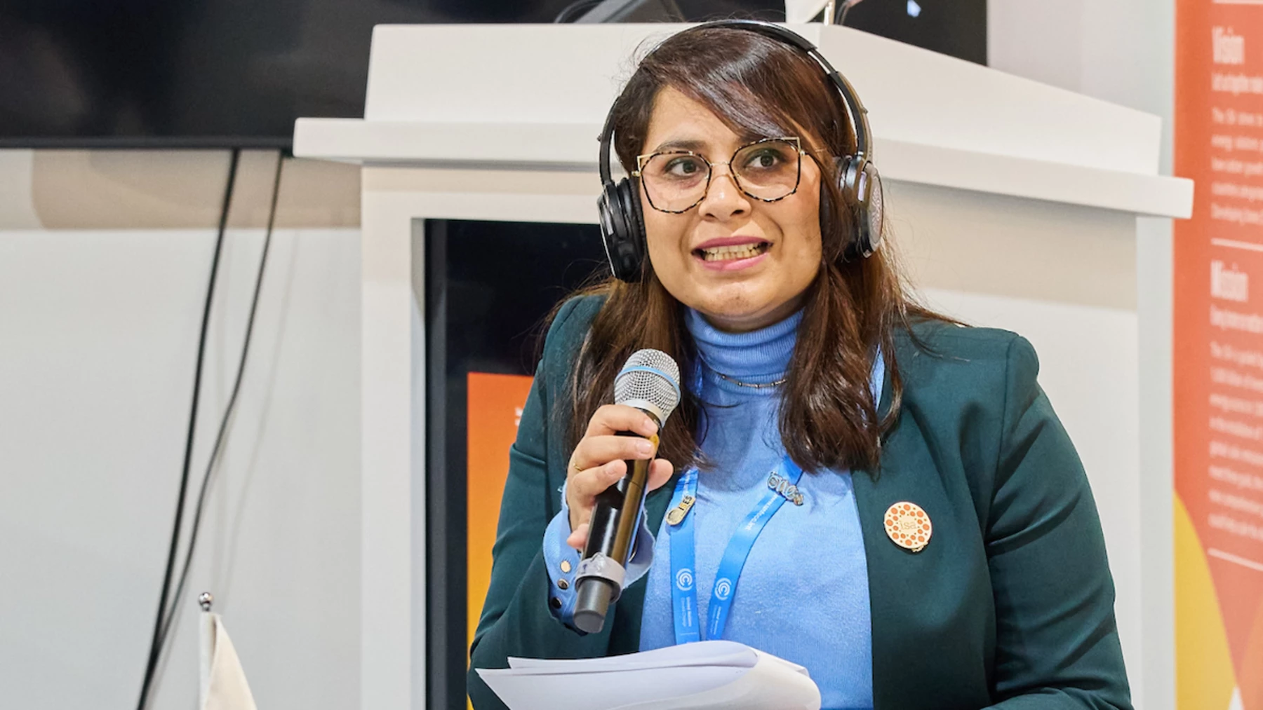 Image of Dr Gurleen Kaur speaking at COP29 in Azerbaijan.