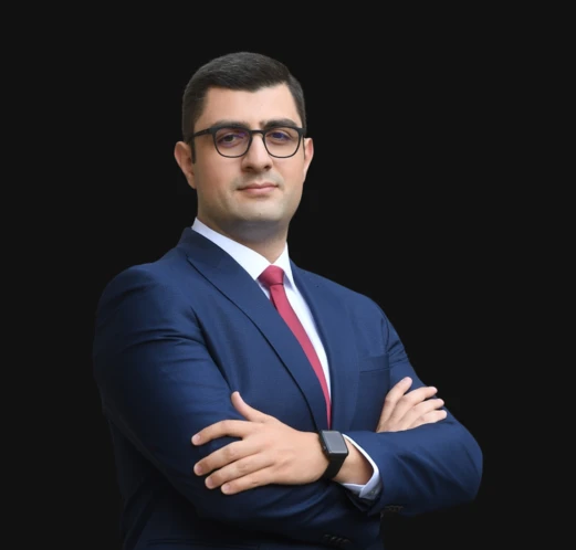 Giorgi Tumasyan headshot