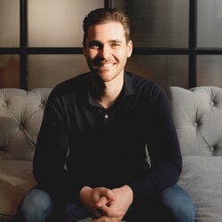 Portrait of Jack Bruner wearing black shirt and jeans